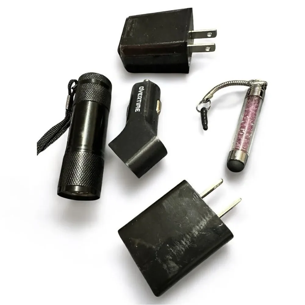 Electronics Gadget Lot –Flashlight, Dual USB Car & Wall Chargers+Stylus Keychain